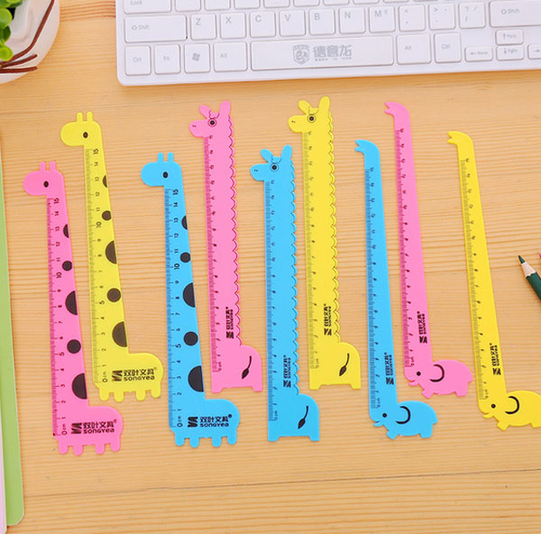  Cartoon Giraffe Shape Rulers