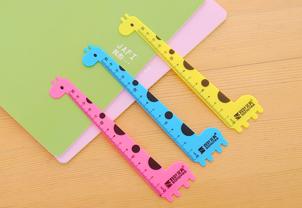  Cartoon Giraffe Shape Rulers
